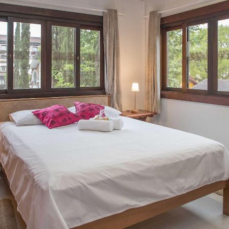 Locar-In Gramado - Loft A 50 M Da Rua Coberta. Appartement Buitenkant foto